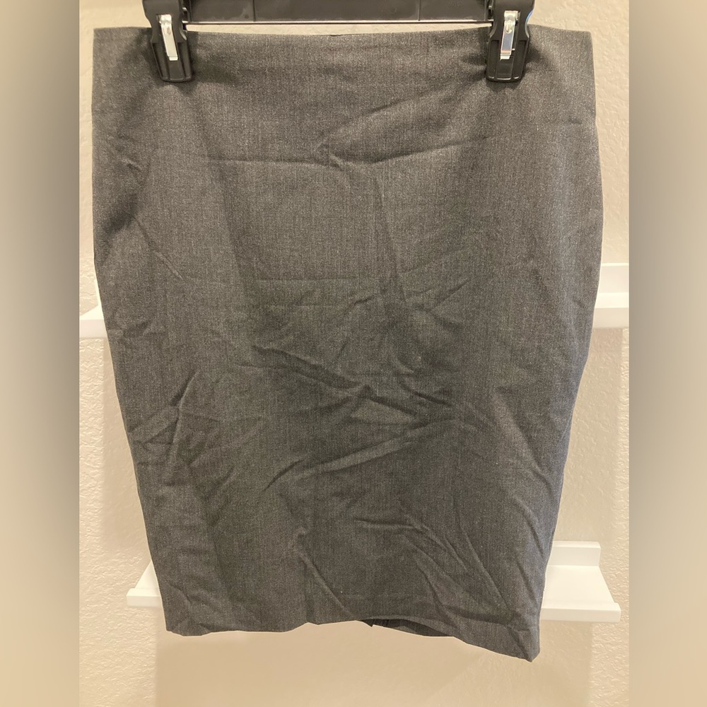 NWT Ann Taylor Pencil Skirt - Charcoal Gray